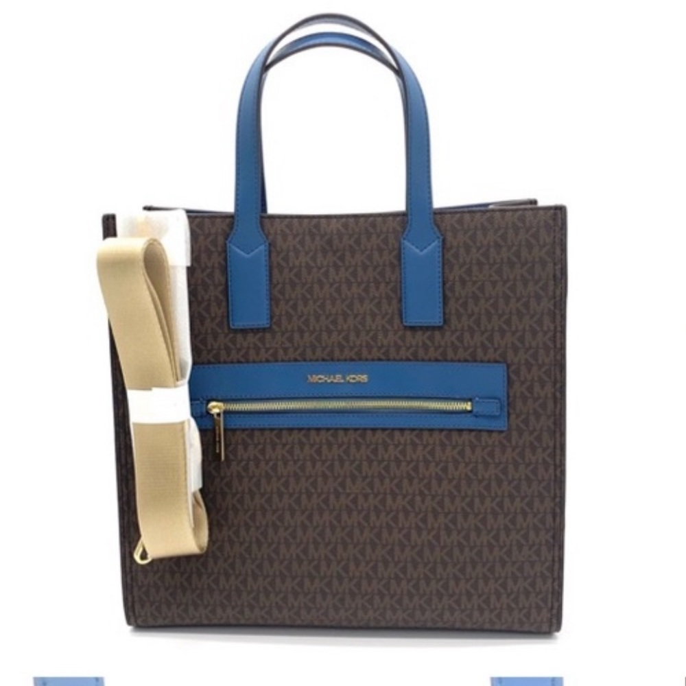 Micheal Kors signature handbag